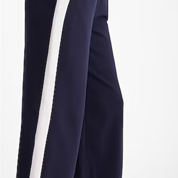 Express Ladies Navy High Waisted Knit Side Stripe Cropped Wide Leg Pant NWT S… - Picture 2 of 5